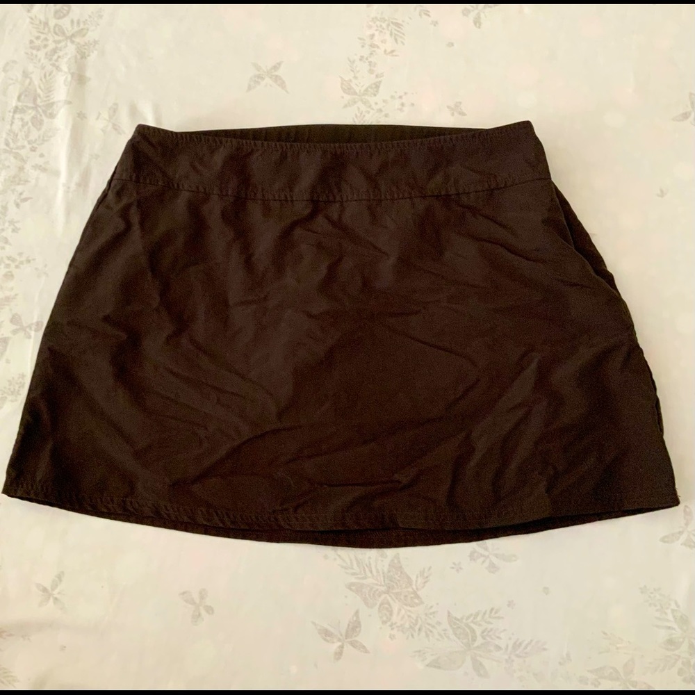 Lands’ End Brown Swim Skirt / Board Skirt Ladies size 10 w/ back pocket